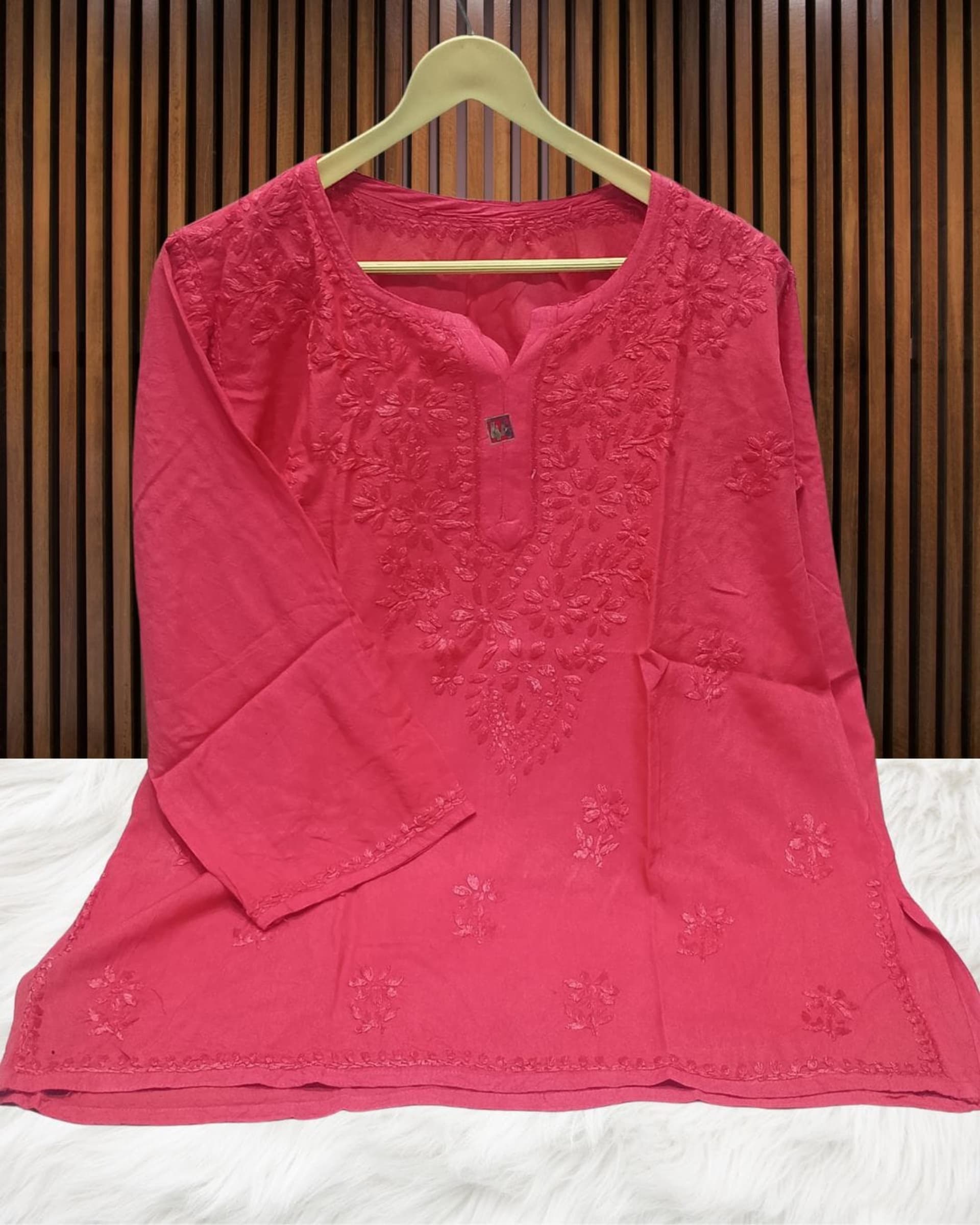 NOOR CHIKANKARI SHORT TOP Lucknowi Chikankari - Full view 13