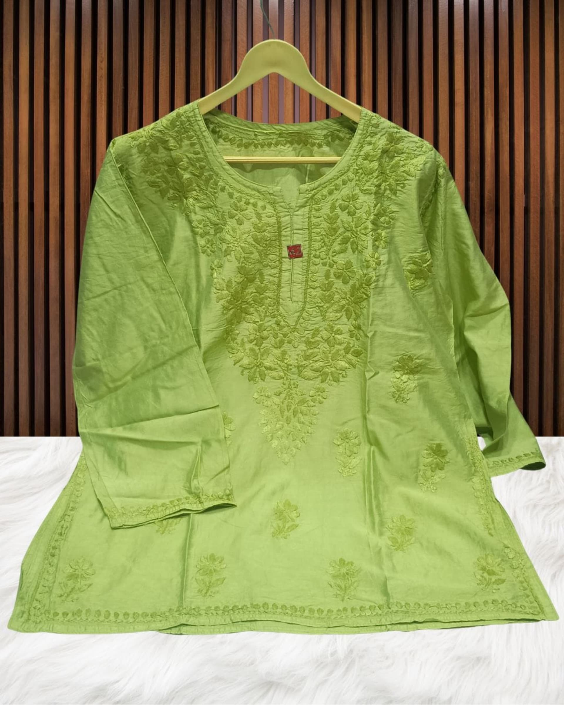 NOOR CHIKANKARI SHORT TOP Lucknowi Chikankari - Full view 14