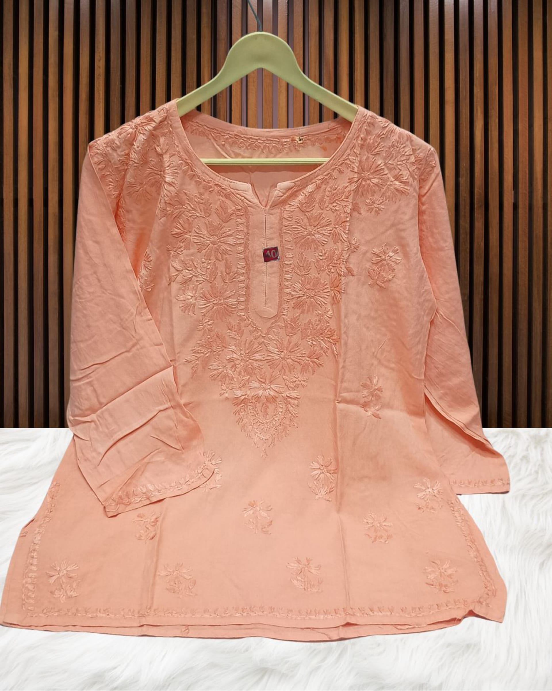 Lucknowi Handwork Short Chikankari Kurti Lucknowi Chikankari - Full view 17