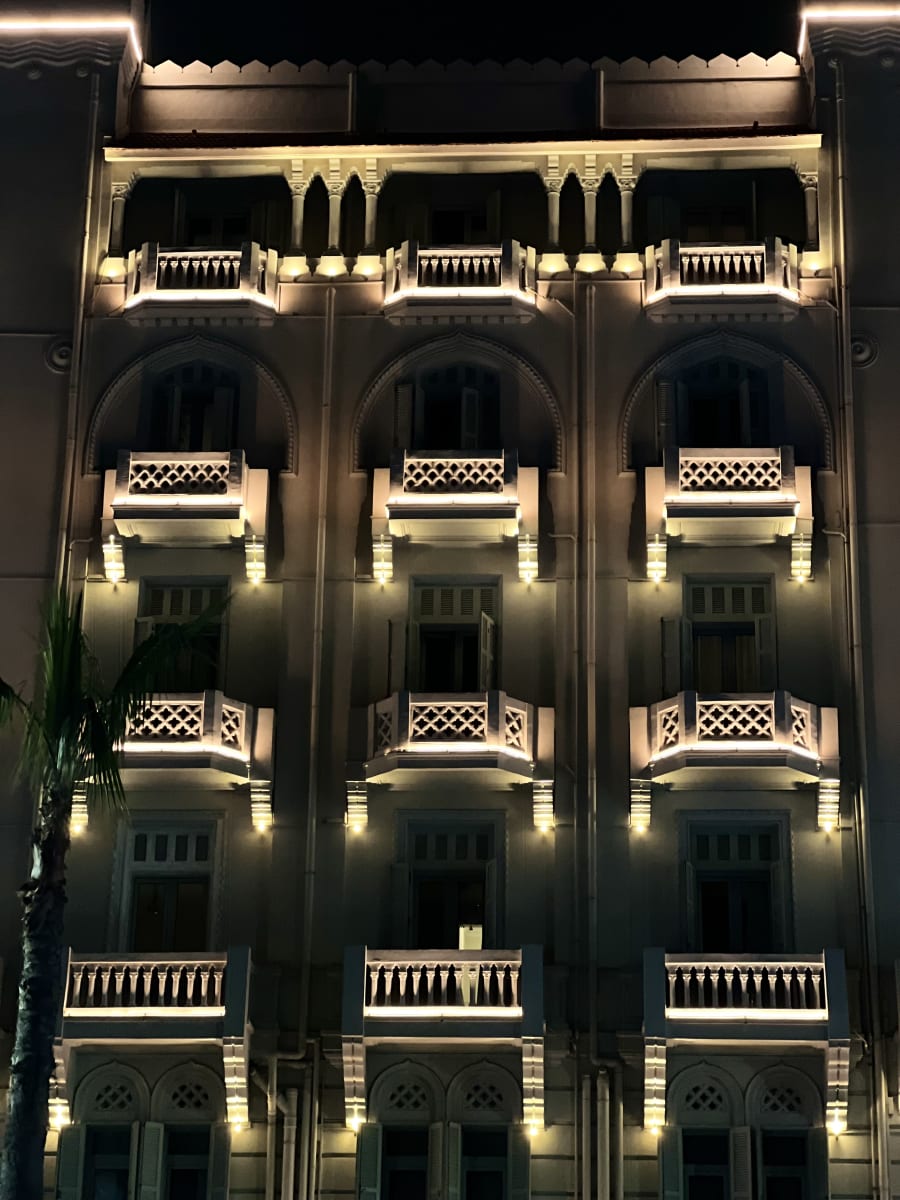 اسكندرية ليلاً