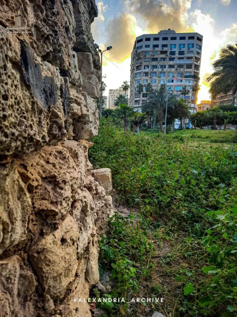 سور الشلالات 
