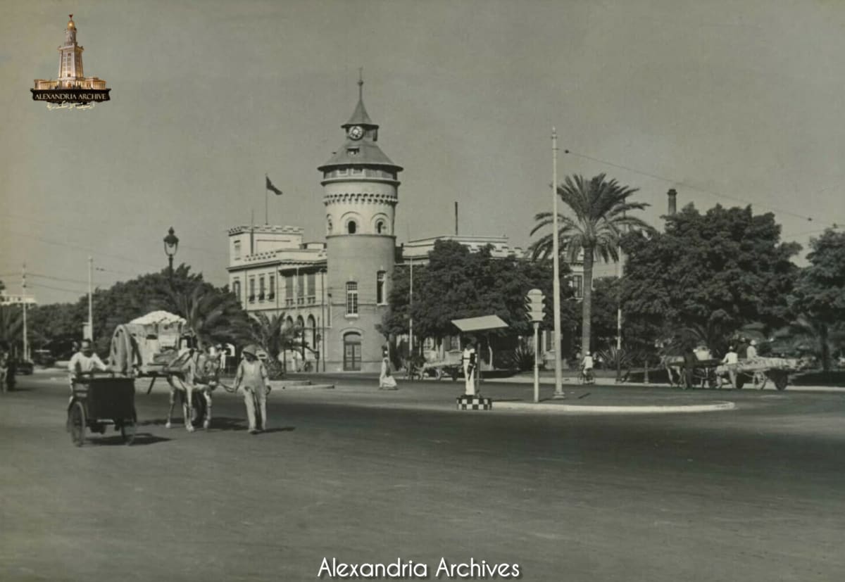 طريق ابو قير ومبني قسم شرطة باب شرق سنة 1935
