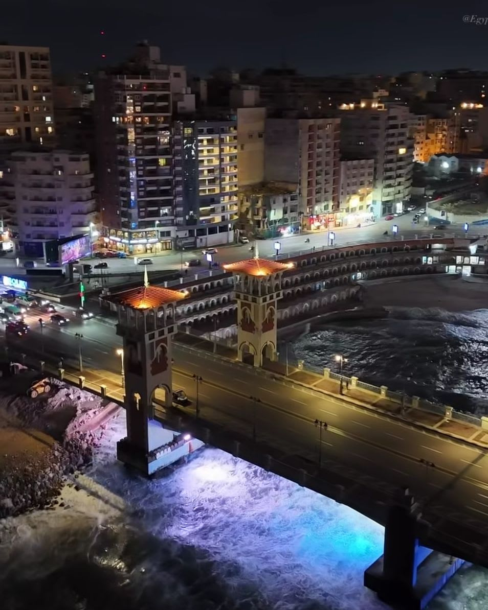 كوبري ستانلي 🤩 العشق الذي لا ينتهي 🥰