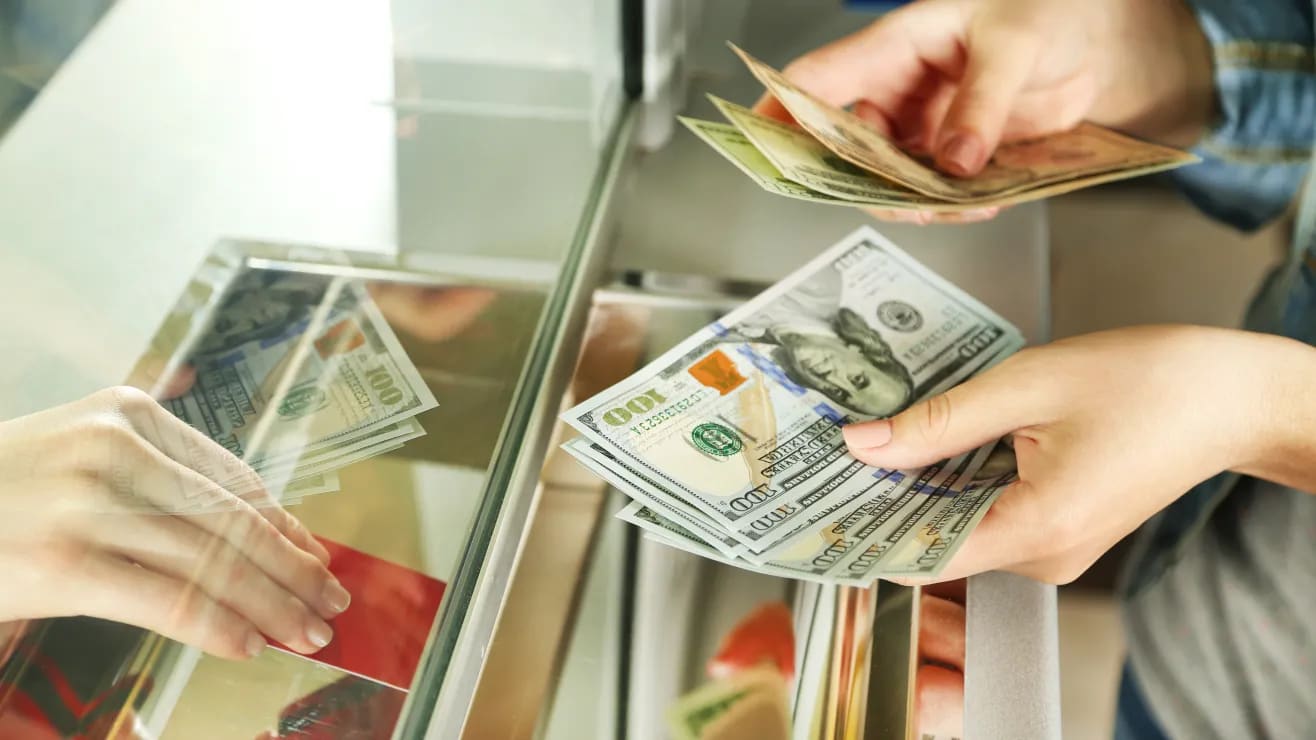 Retiro de dinero en ventanilla