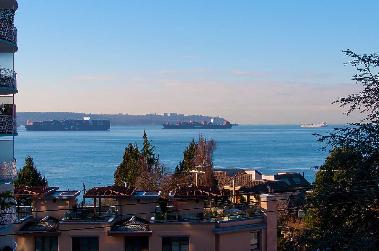 luxury condos for sale West Vancouver luxury condos for sale West Vancouver