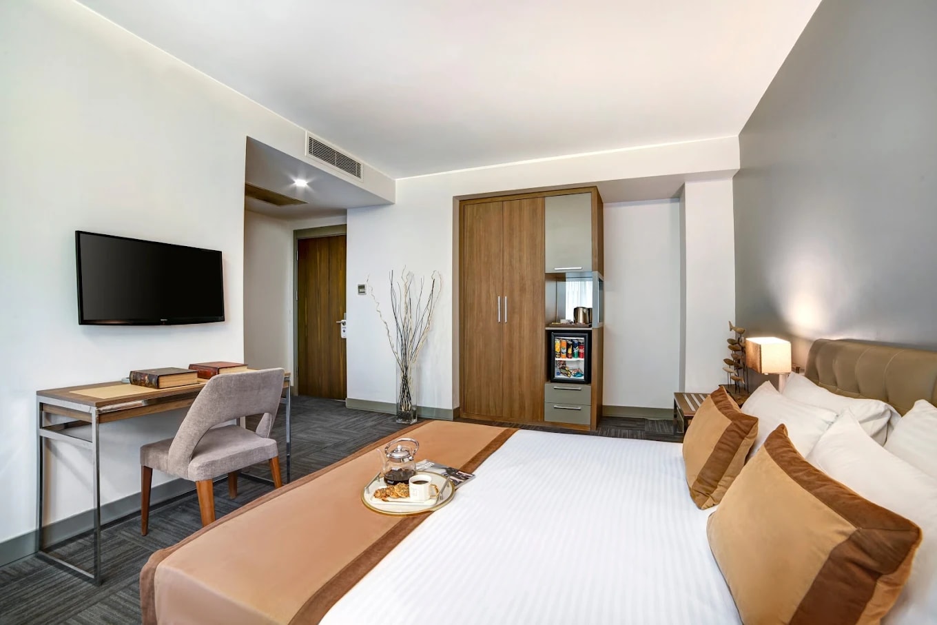 Bostancı Plus Hotel