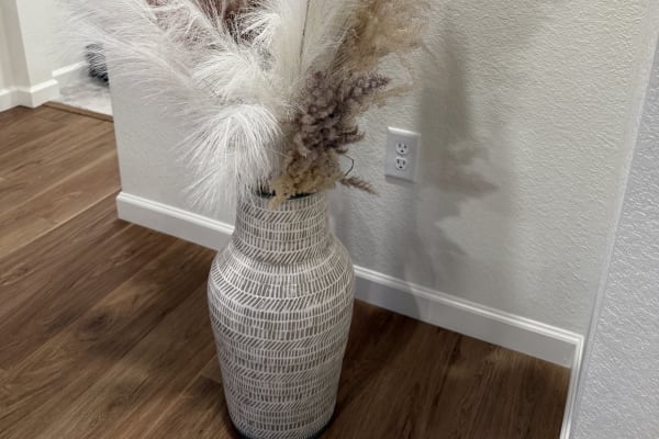 Stylish vase with pampas grass