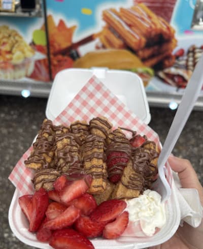 Mona's Sweet Bar