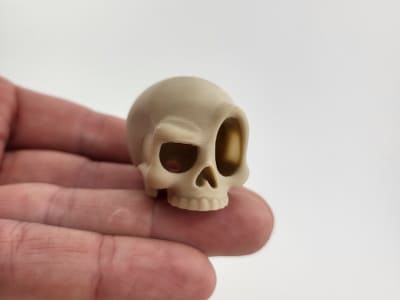 Mini llavero de calavera impreso en 3D