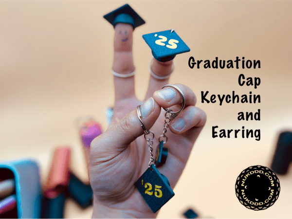 Llavero y pendientes de birrete de graduación 2025