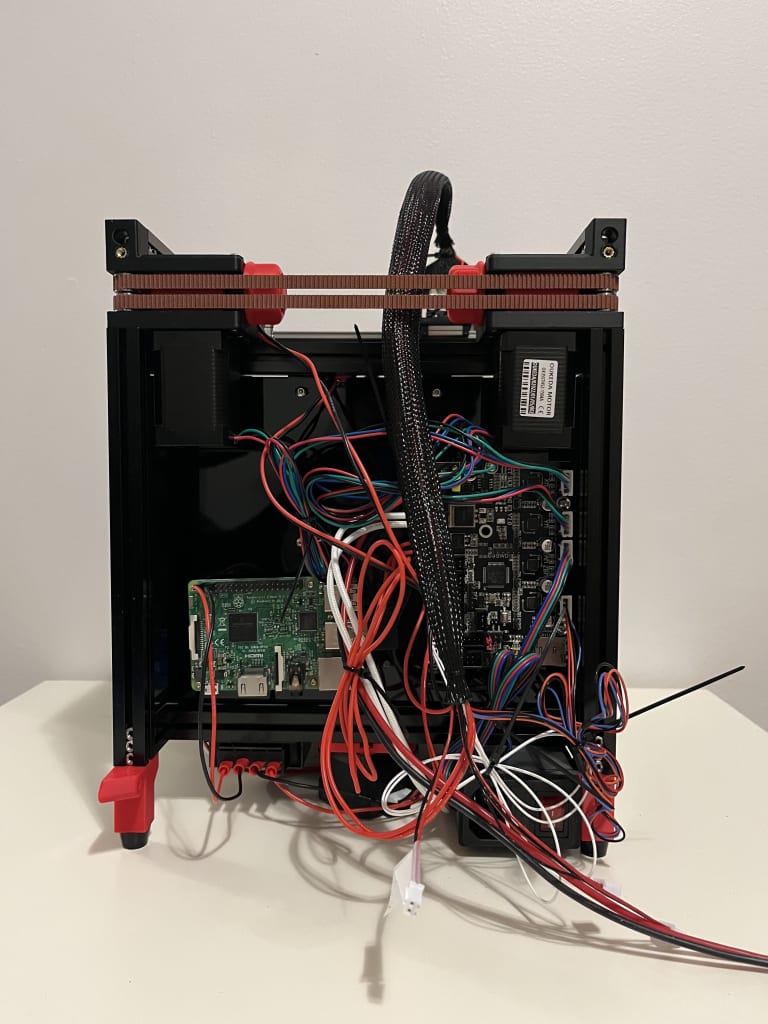 Somewhat cable managed