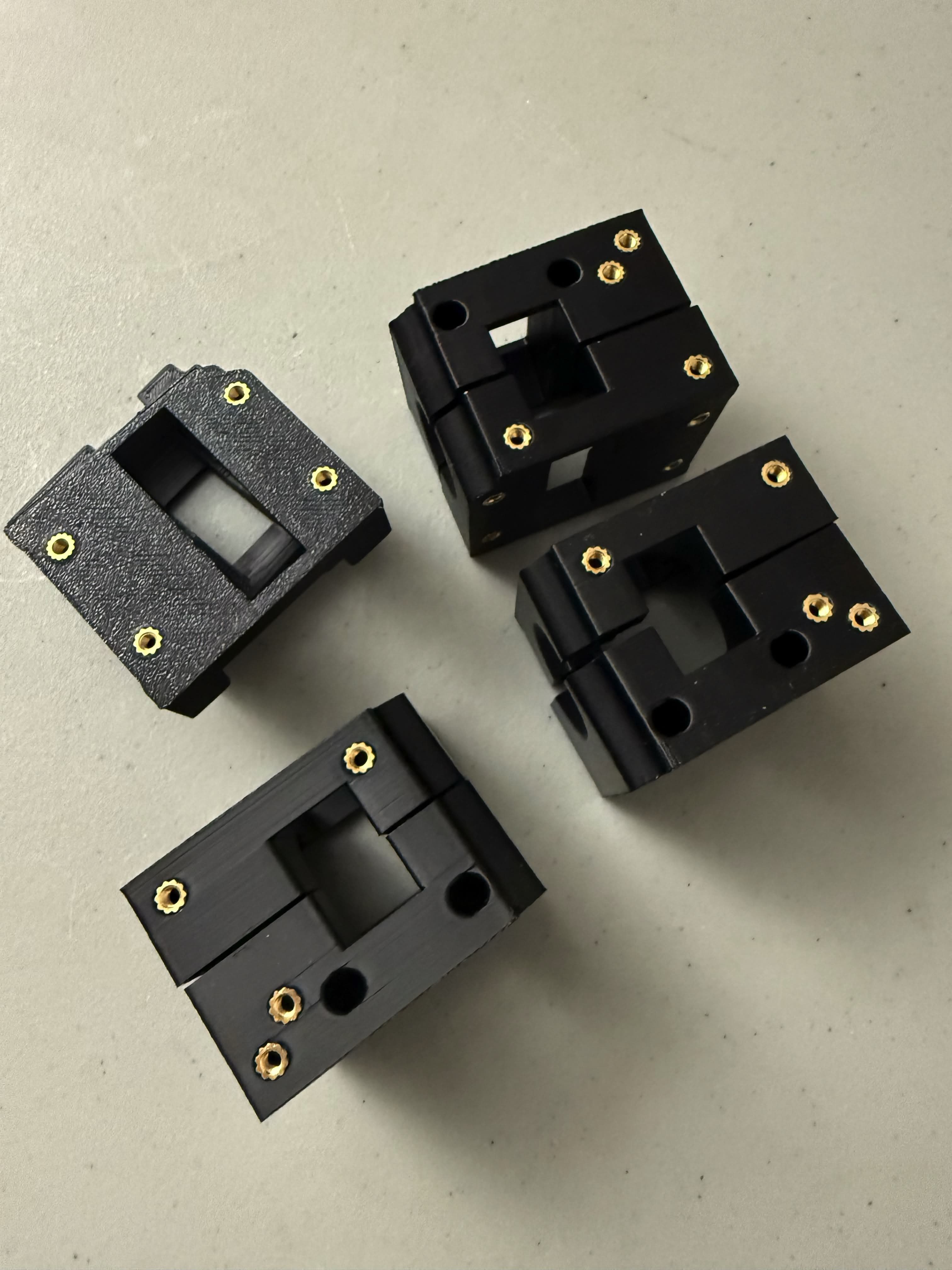 Z-Drive gearboxes with inserts