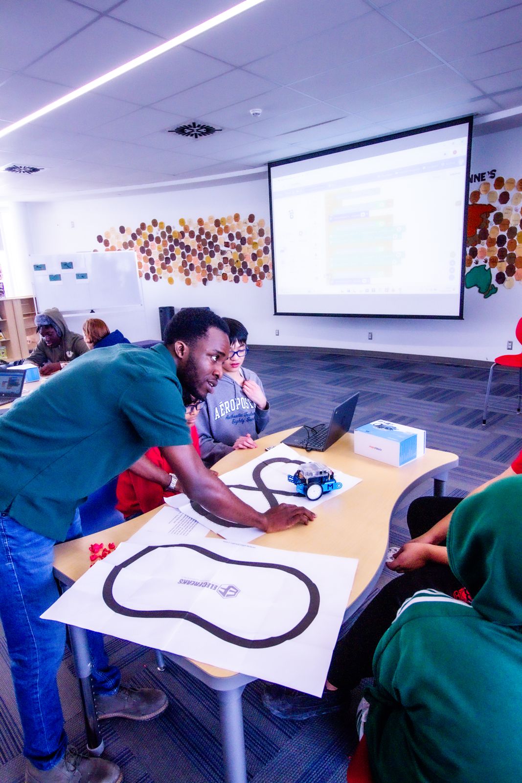 Kids STEAM Workshop - Photo 18