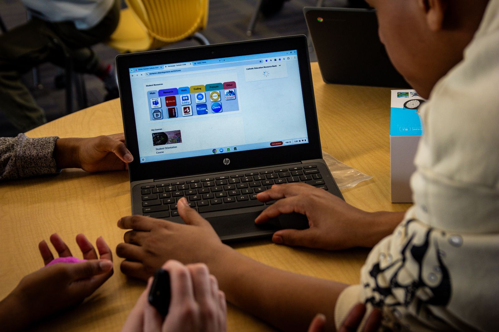 Kids STEAM Workshop - Photo 11