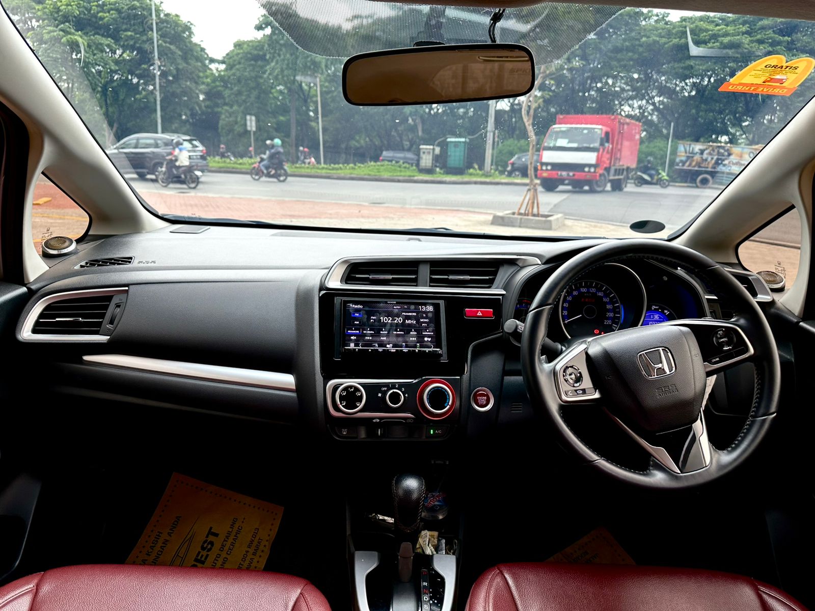 Honda JAZZ RS 1.5 CVT 5