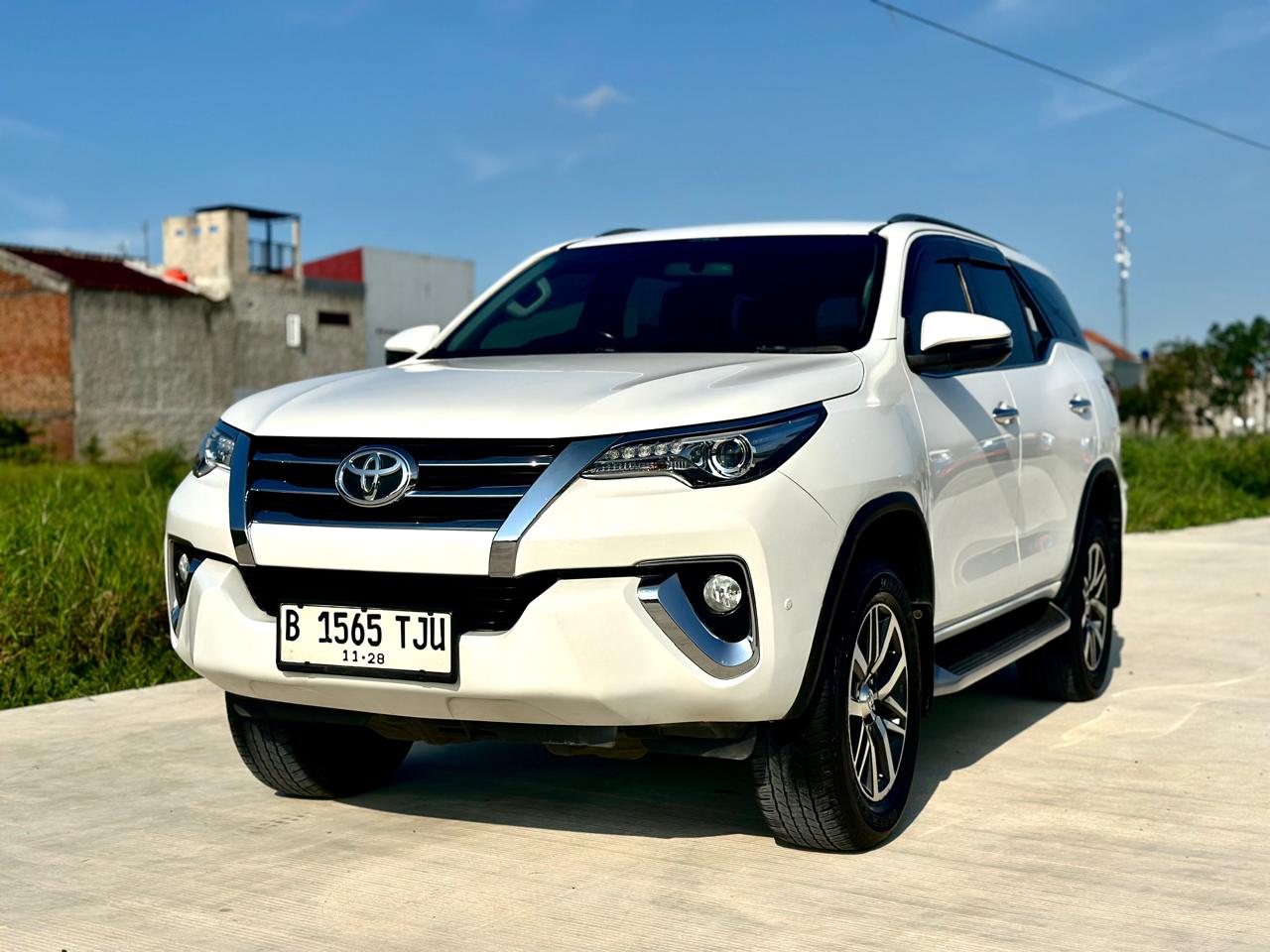 TOYOTA FORTUNER VRZ 2.4 AT 2020
