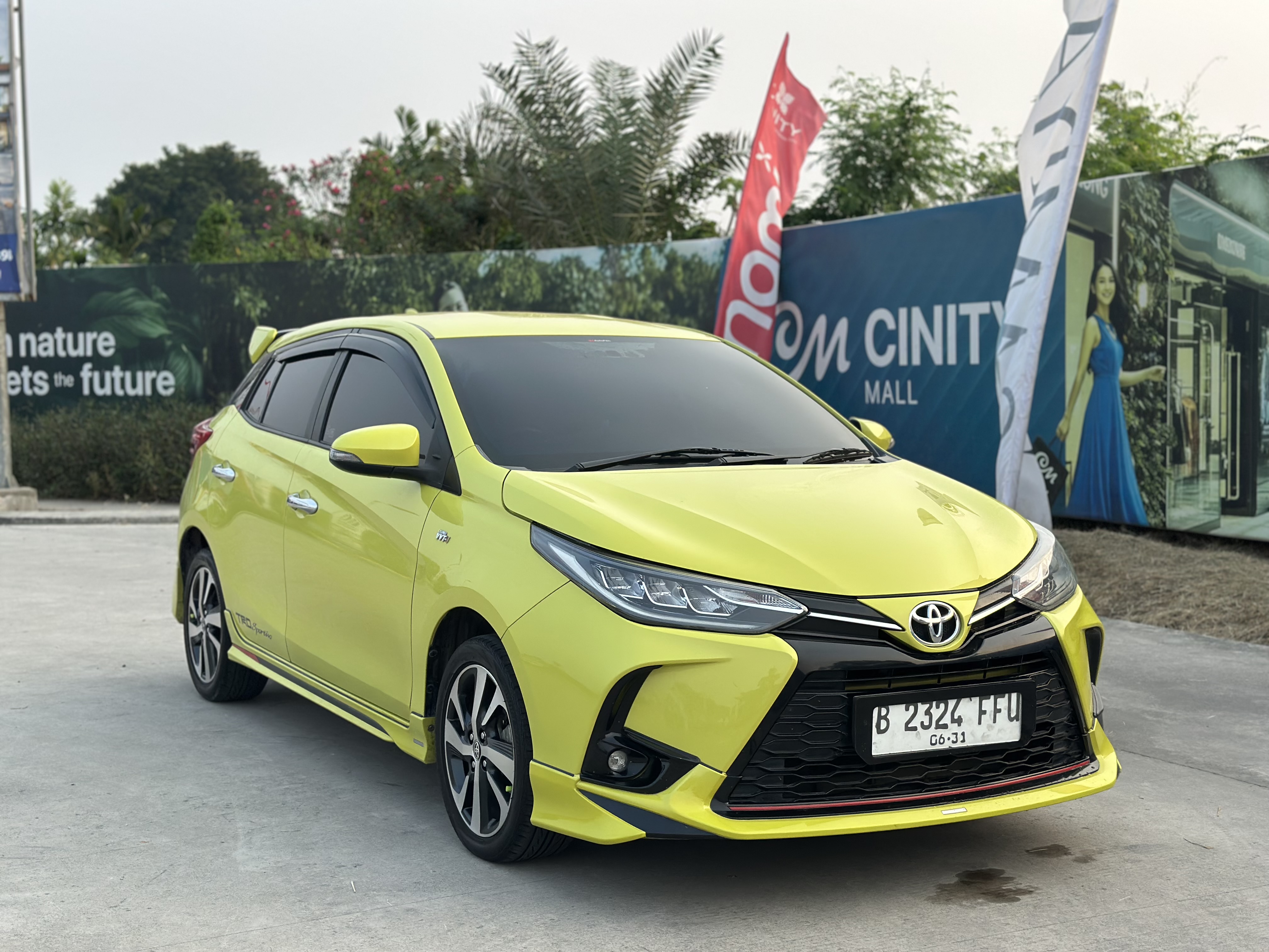 Toyota Yaris S TRD CVT 2021 2
