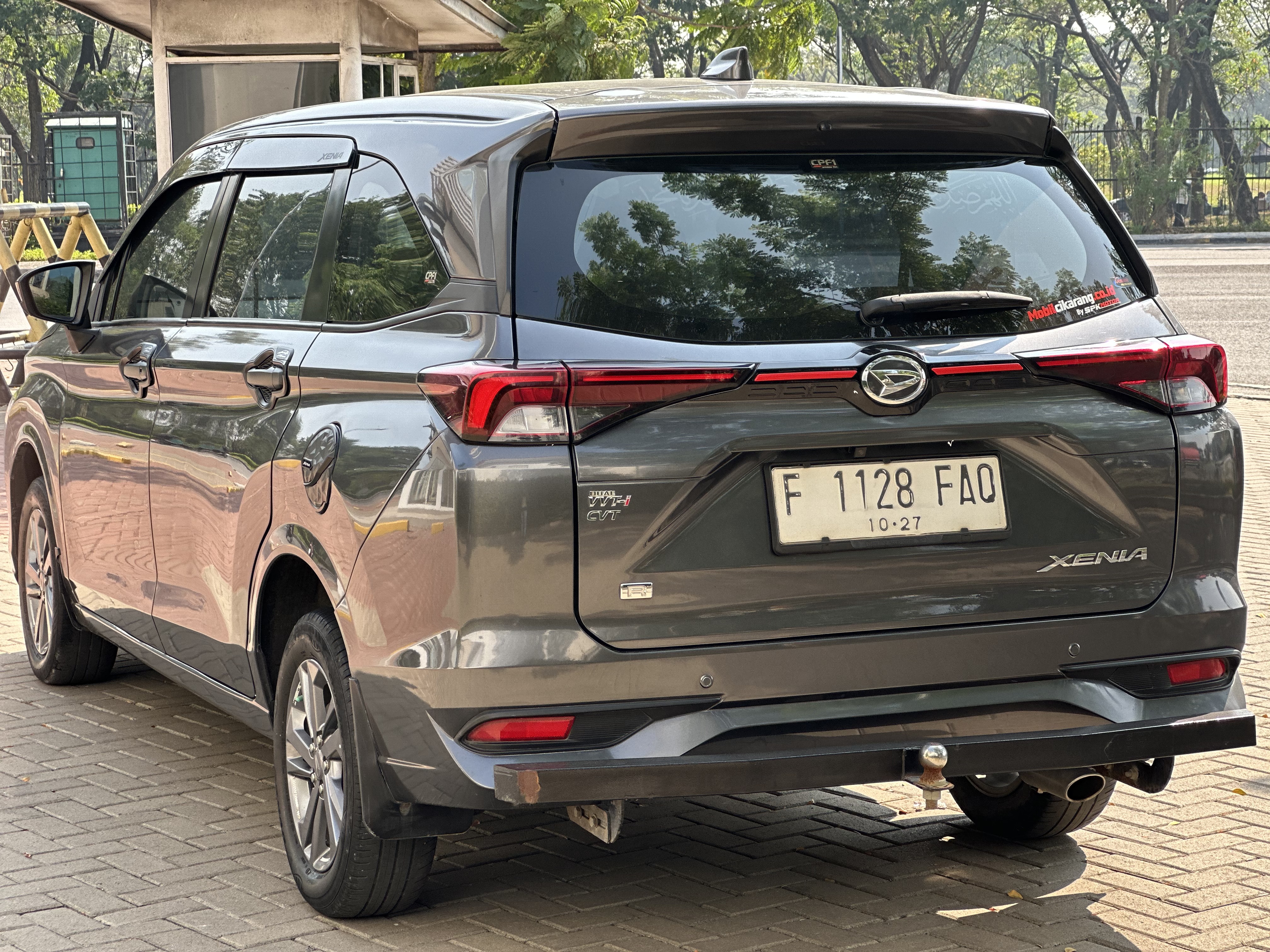 Xenia R CVT 2022 5