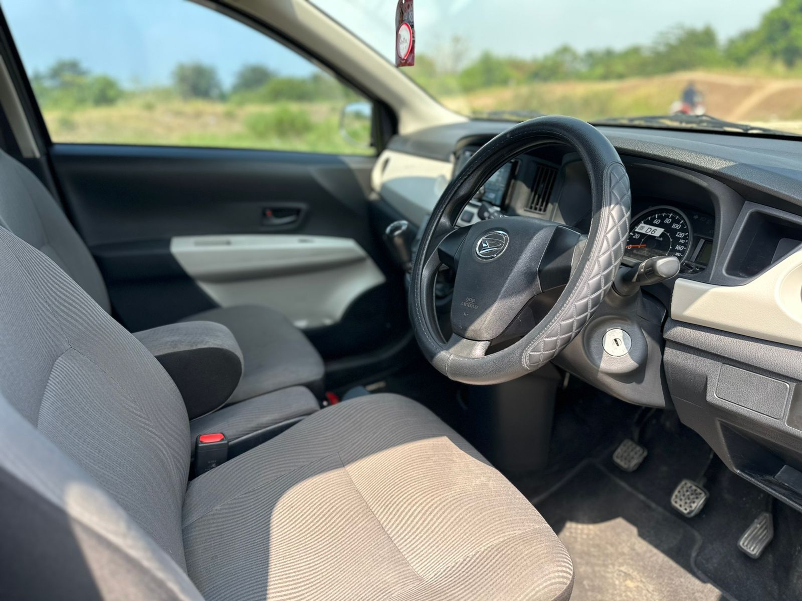 Daihatsu Sigra 1.2 X MT 2021 2