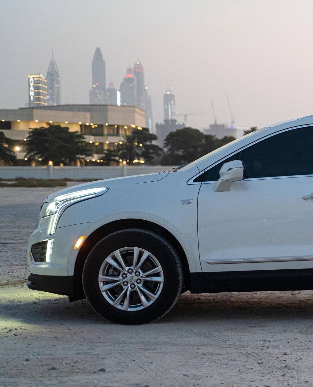 Rent Cadillac XT5 in Dubai in Easy Rent.