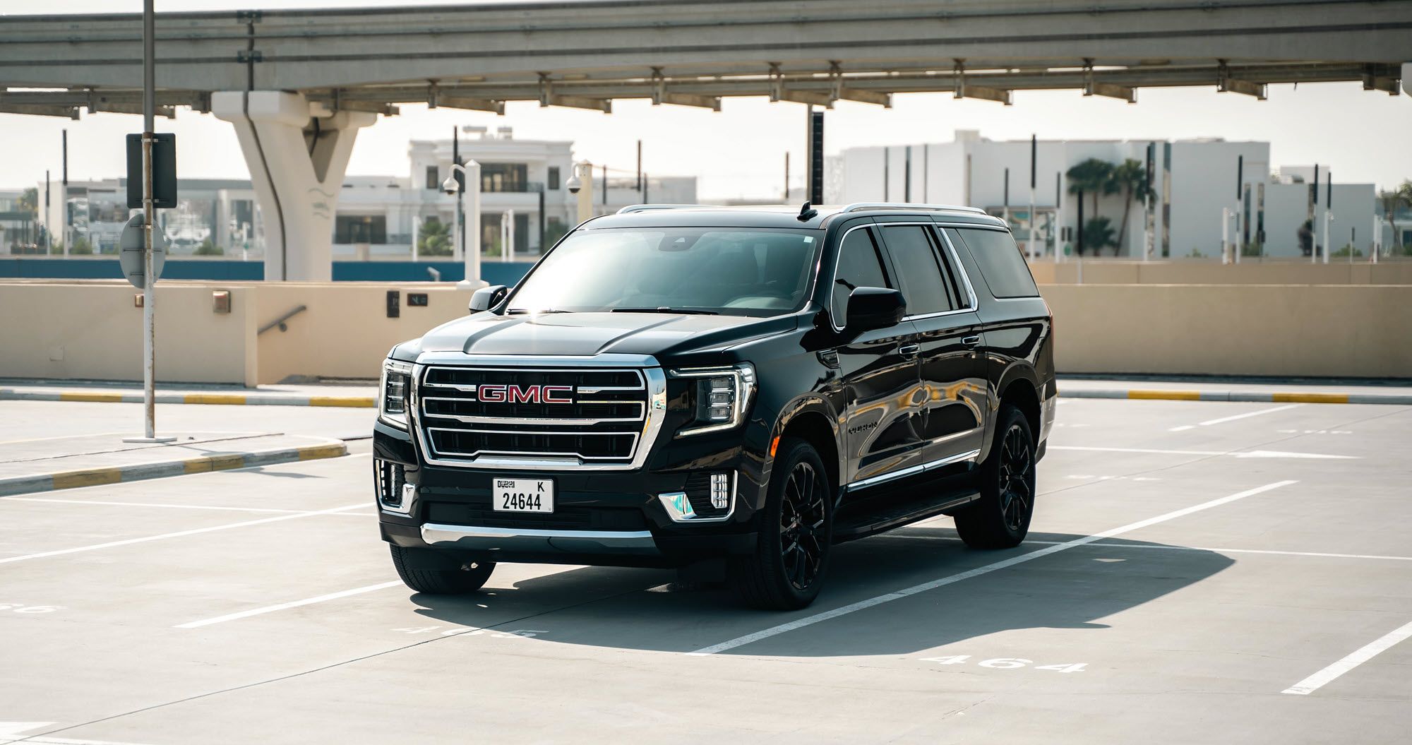 Rent a GMC Yukon SLT 2023 from Easy Rent.