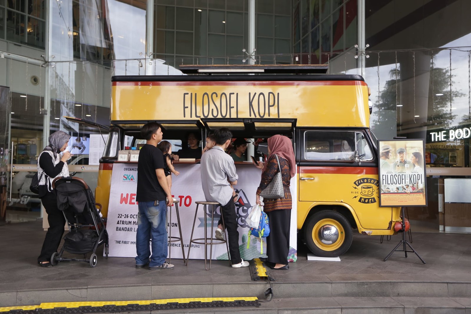Filosofi Kopi Truck Experience