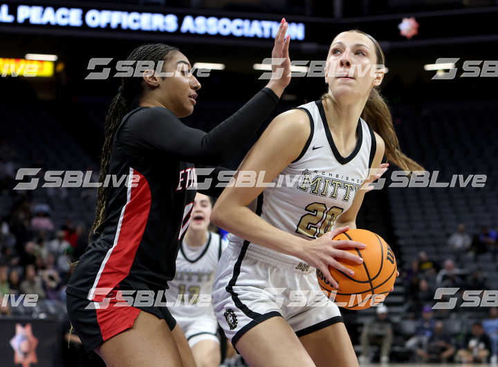 Etiwanda vs Archbishop Mitty CIF State Open Division Final March 9, 2024 Photo-Dennis Lee02.JPG