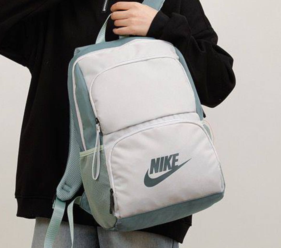 Nike - Pastel Everyday Backpack