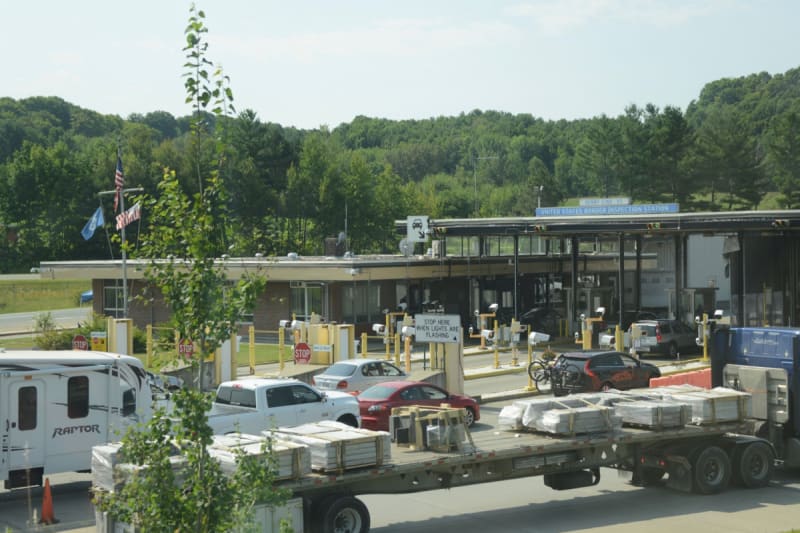 Border Crossing Image