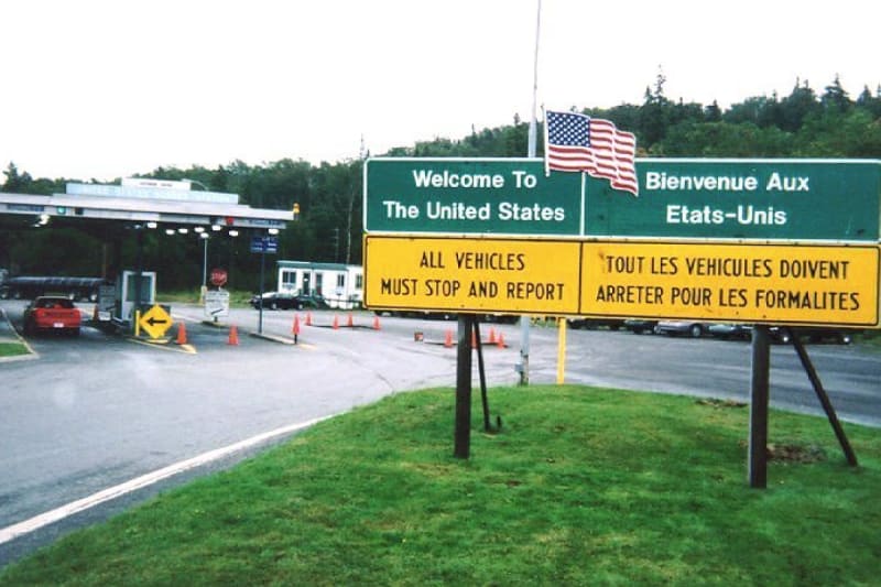 Border Crossing Image Border Crossing Image