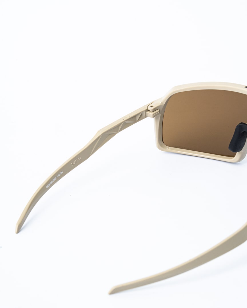 Oakley OO9406 Sutro