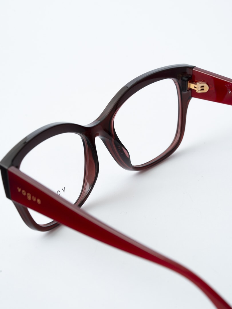 Vogue VO5365U