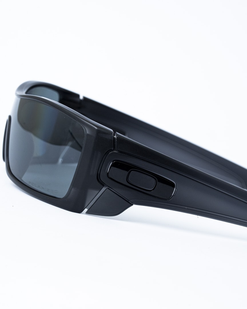 Oakley OO9101 Batwolf
