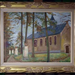 Acryl op doek 59x41cm – 1982 - Richard Van Wynsberge (° 0osteeklo 1908 - † Oudenburg 1988) was van Oosteeklo. Hij trouwde met de dochter van een schilder uit Jabbeke en vestigde zich daar als huisschilder. Zijn tweede huwelijk bracht hem naar Oudenburg bij Oostende, waar hij eveneens huisschilder was en een winkel had. Als amateurkunstschilder heeft hij onder andere Stoepekapel geschilderd. In 1948 kreeg zijn neef dit mooie werk voor zijn plechtige communie.           