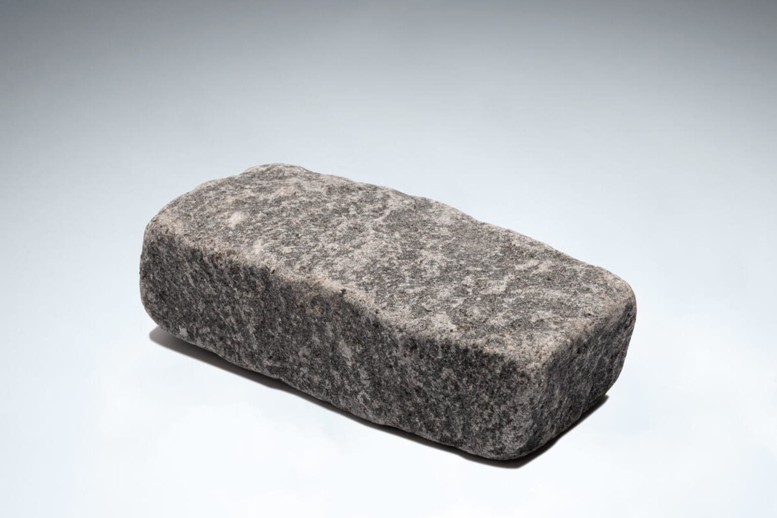 Black Tumbled Granite Setts 200 x 100 x 50