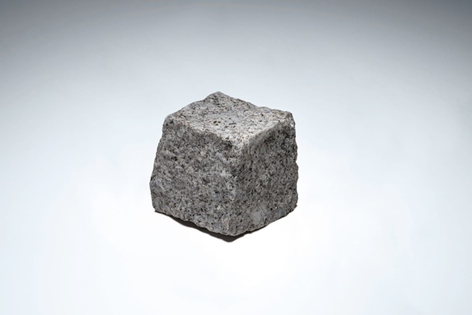 Medium Grey Granite Setts 80 x 80 x 80