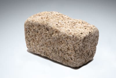 Golden Brown Tumbled Granite Setts 200 x 100 x 100