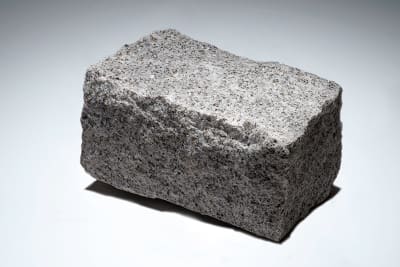Medium Grey Granite Setts 200 x 100 x 100