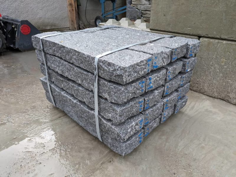 Medium Grey Granite Kerbs
