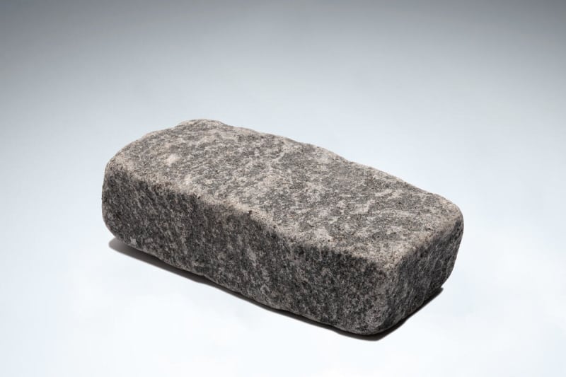 Black Tumbled Granite Setts 200 x 100 x 50
