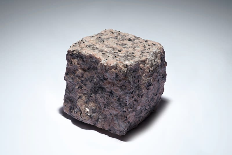 Rose Granite Setts 100 x 100 x 100