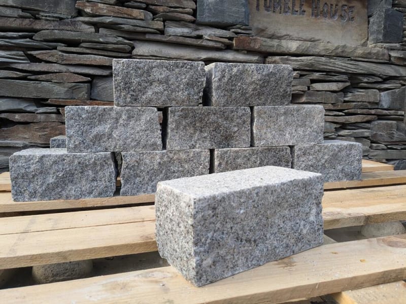 Medium Grey Flamed Top Finish 200 x 100 x 100