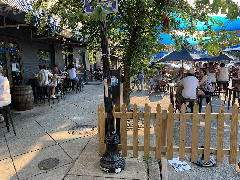 Exterior of Avenue Kitchen & Bar