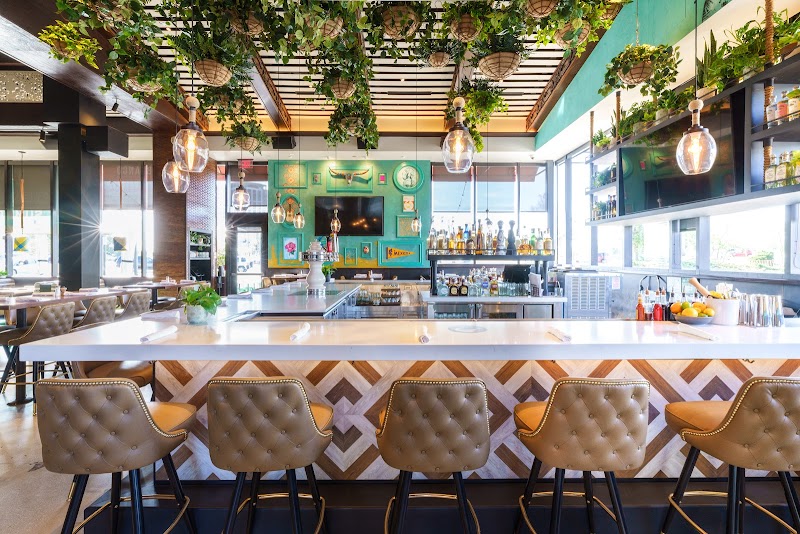 Exterior of Blanco Cocina + Cantina - Oak Brook