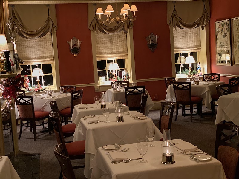 Exterior of The Milton Inn