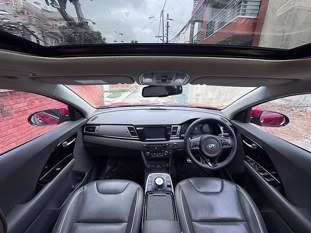 KIA Niro 5
