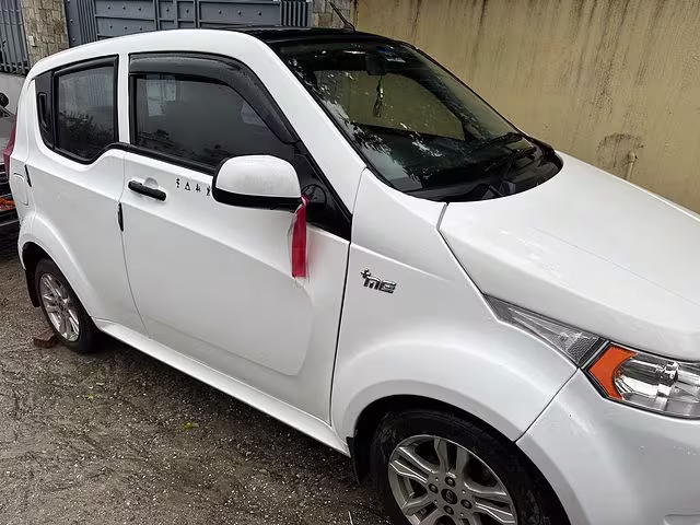 Mahindra e2o plus P6 2