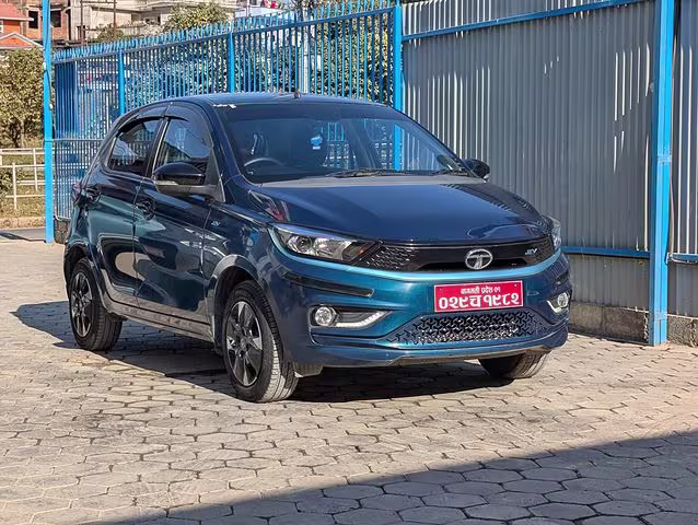 Tata Tiago EV
