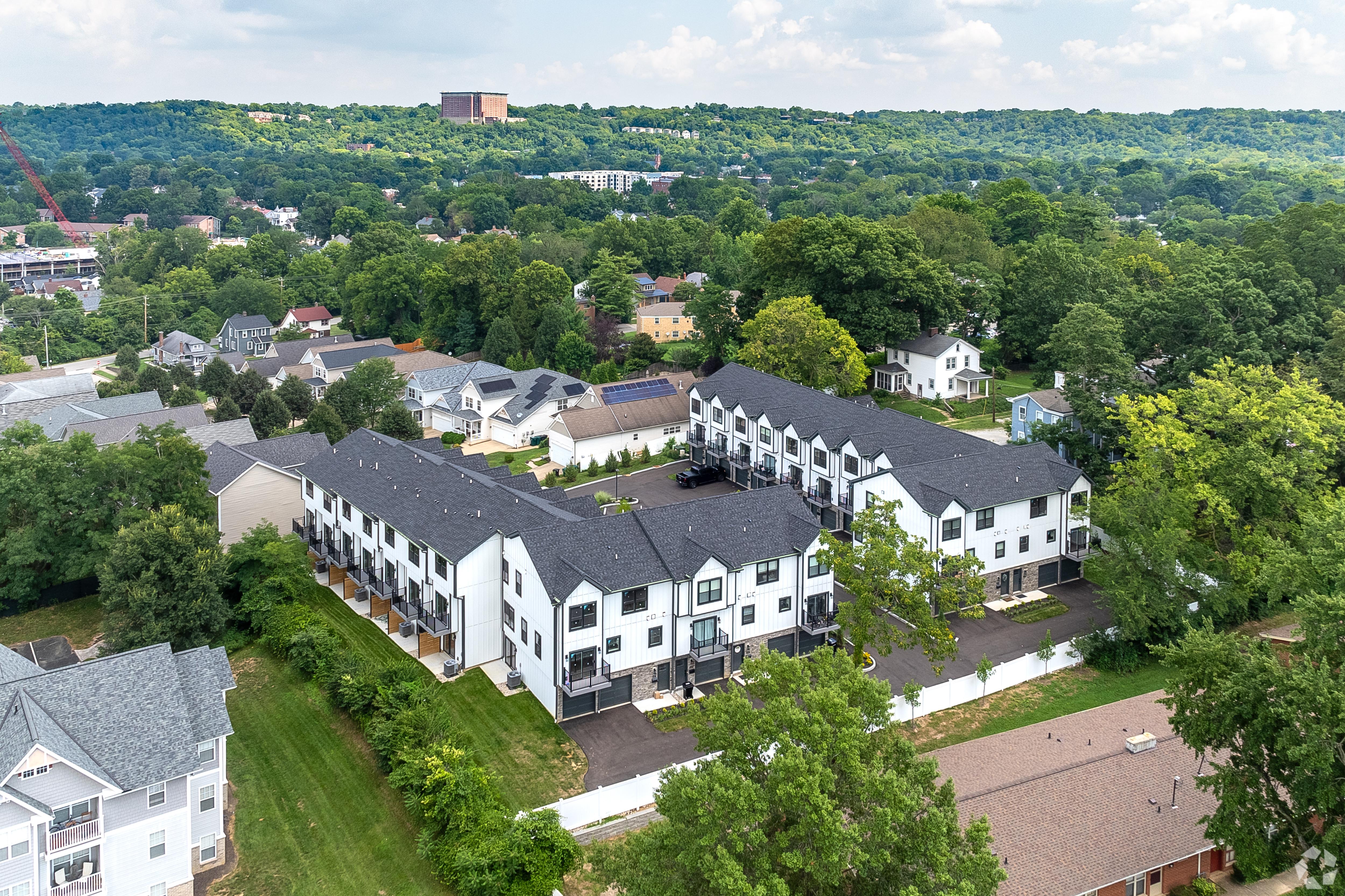 Butterfield Crest — CanDarr Properties