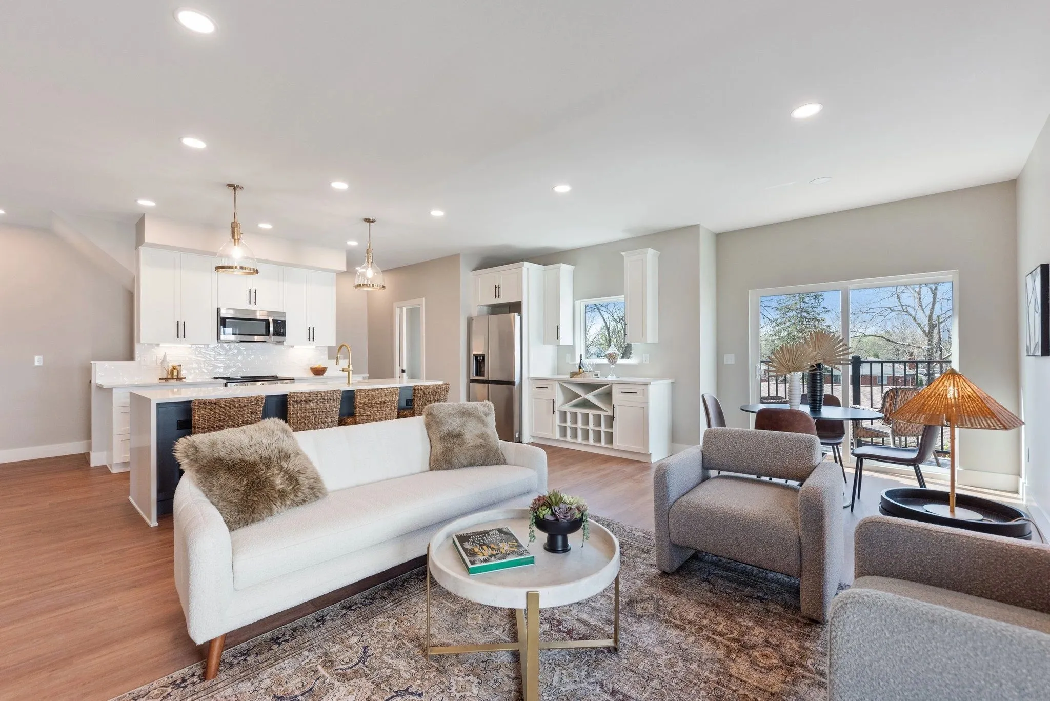 Butterfield Crest luxury townhome kitchen — Madisonville Cincinnati